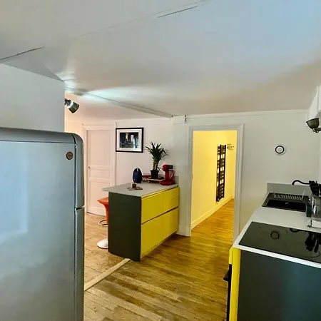 Nid Des Antiquaires Hypercentre *